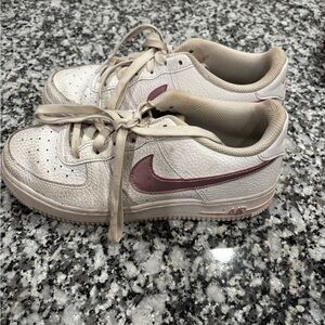Nike Air Force Ones Sneakers White with Pink shinny swoosh